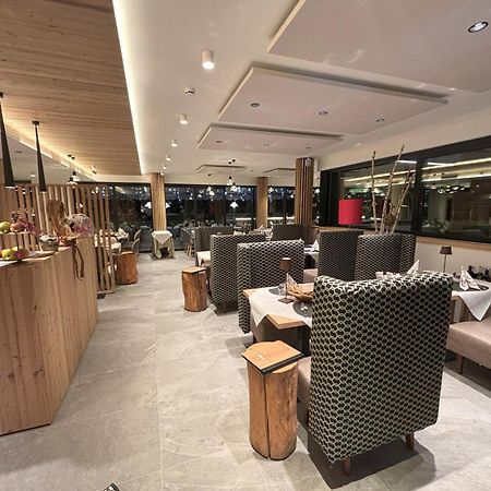 Alexander Hotel Alpine Wellness Dolomites Молвена Екстериор снимка