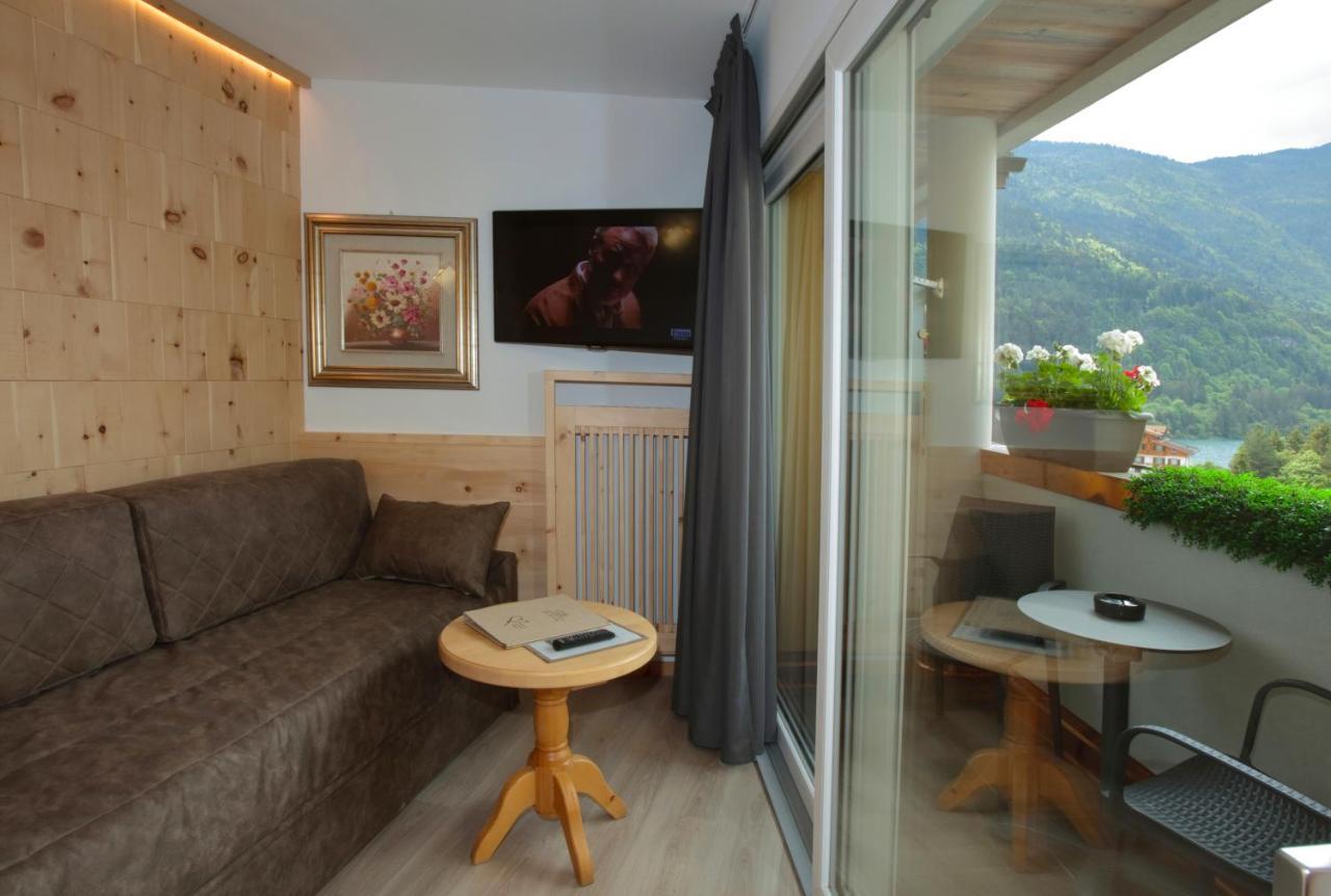 Alexander Hotel Alpine Wellness Dolomites Молвена Екстериор снимка