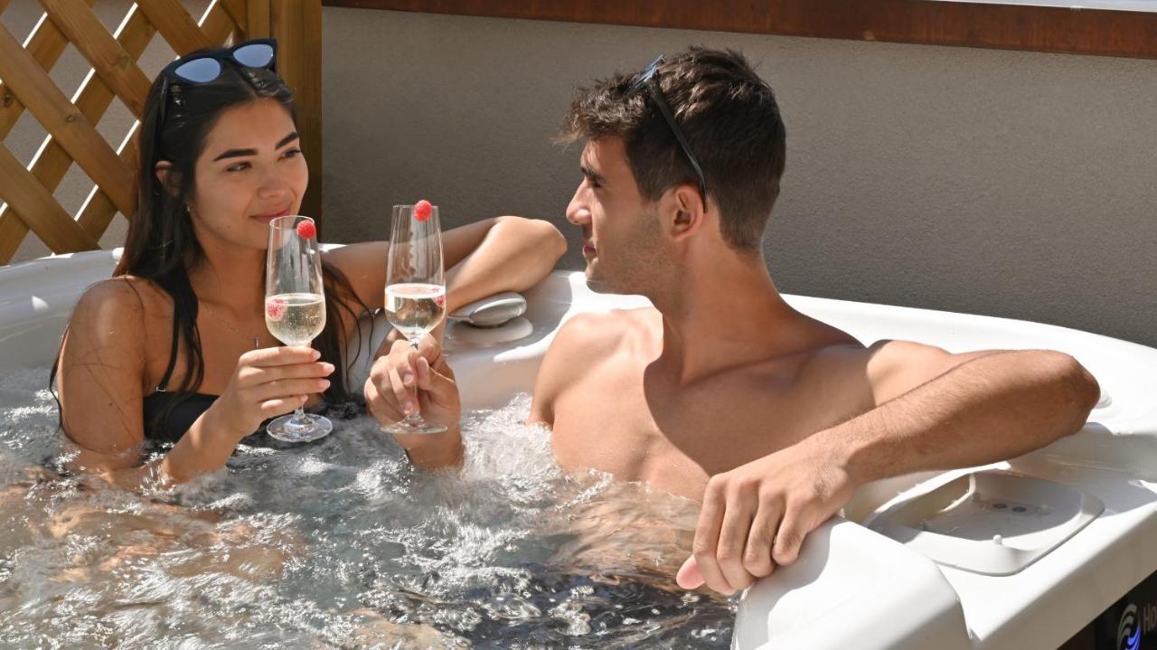Alexander Hotel Alpine Wellness Dolomites Молвена Екстериор снимка