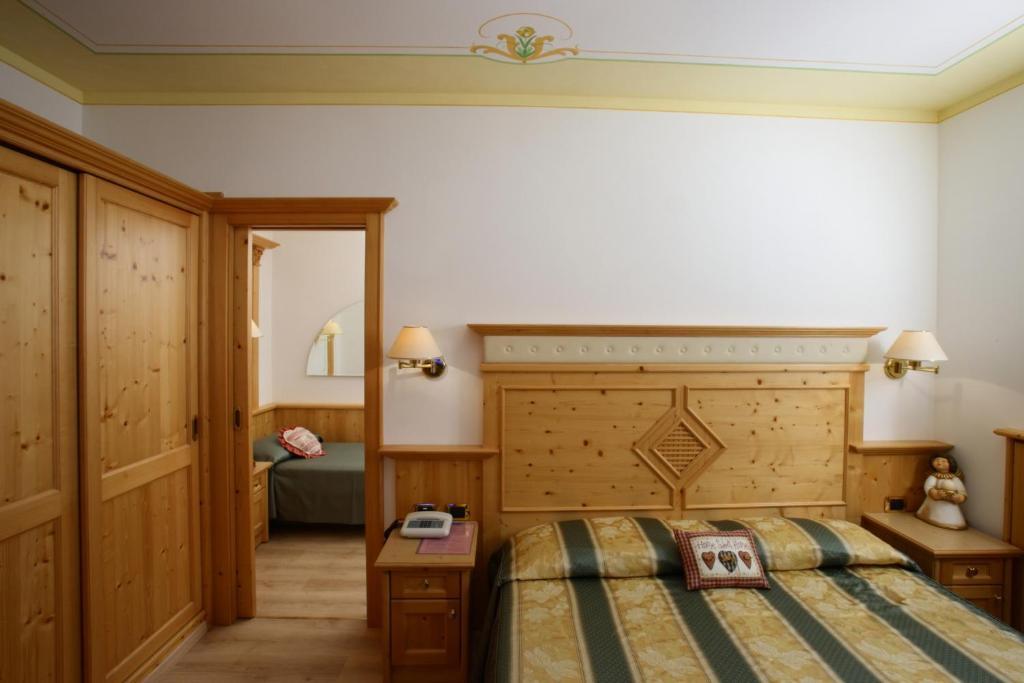 Alexander Hotel Alpine Wellness Dolomites Молвена Екстериор снимка