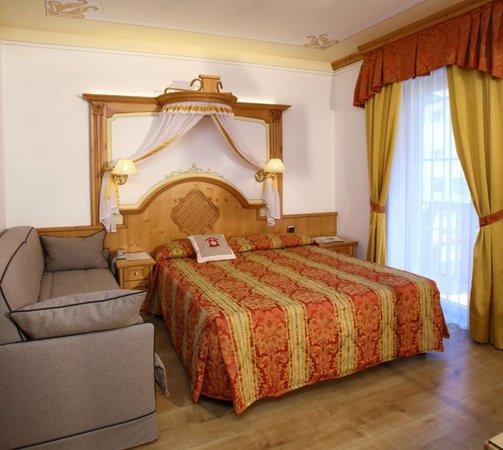 Alexander Hotel Alpine Wellness Dolomites Молвена Екстериор снимка