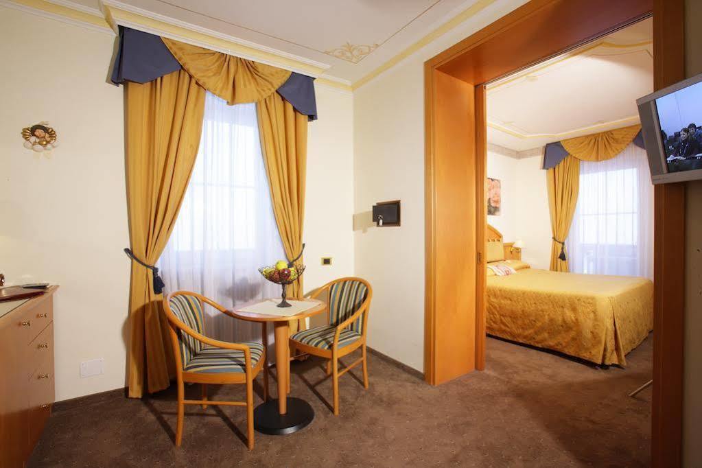 Alexander Hotel Alpine Wellness Dolomites Молвена Екстериор снимка