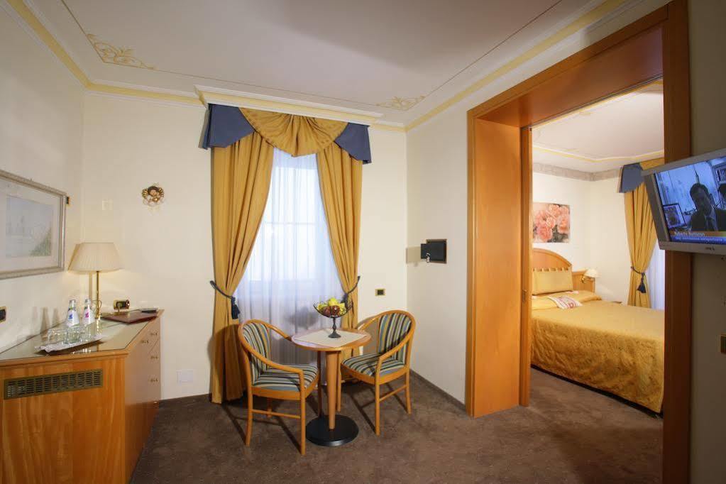 Alexander Hotel Alpine Wellness Dolomites Молвена Екстериор снимка
